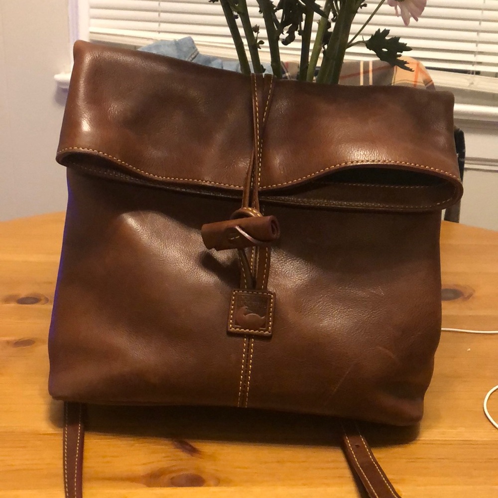 Dooney and Bourke medium toggle crossbody